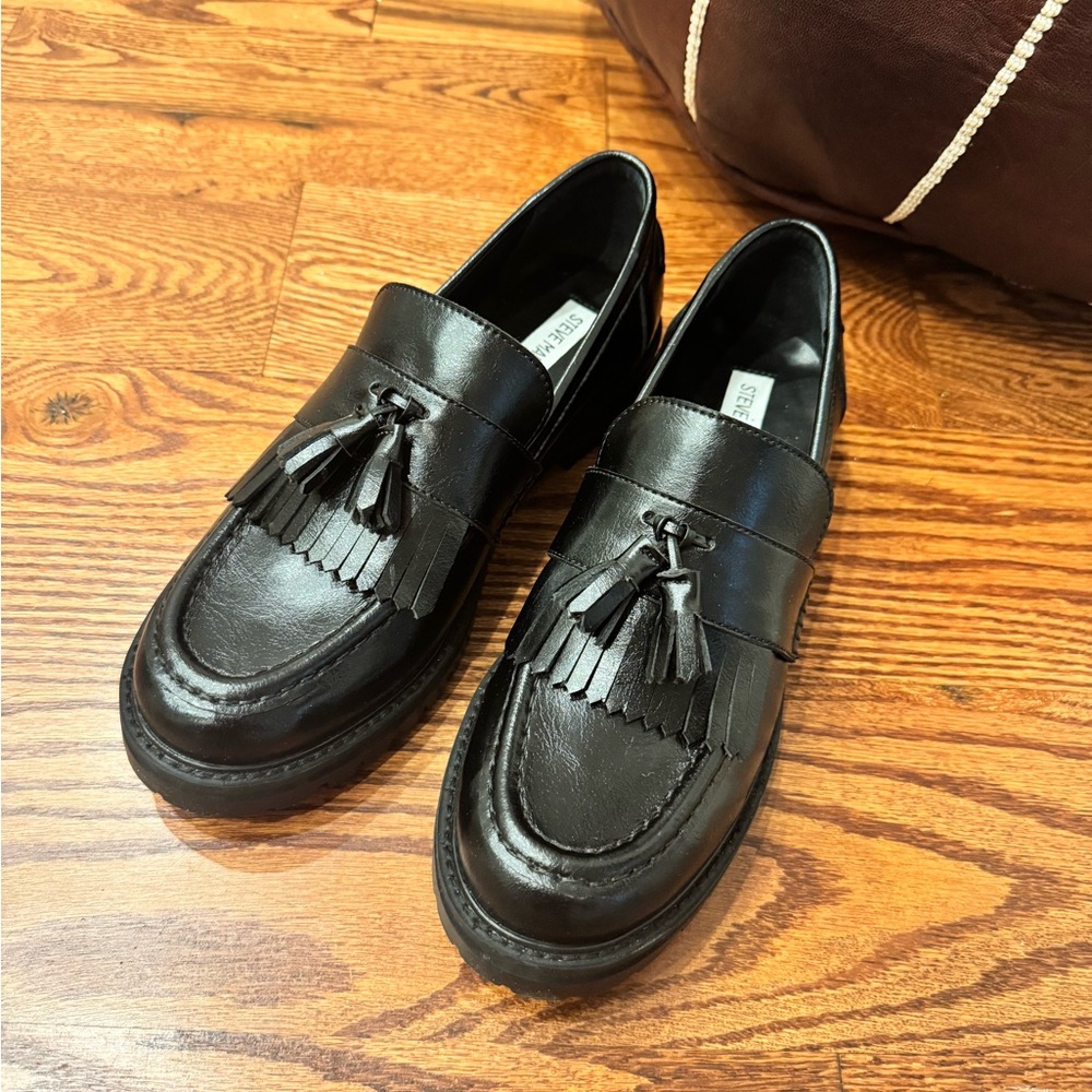 Black Steve Madden Loafers with Tassle